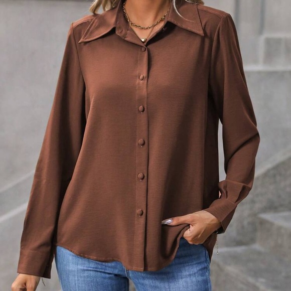 New button down long sleeve top - Picture 3 of 4